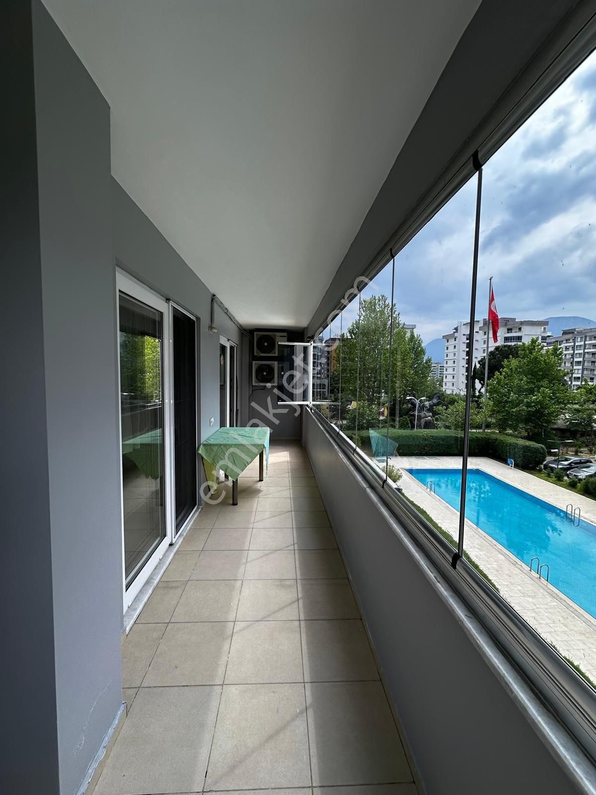 manisa-guzelyurt-mah-ara-kat-satilik-1-1-esyali-daire