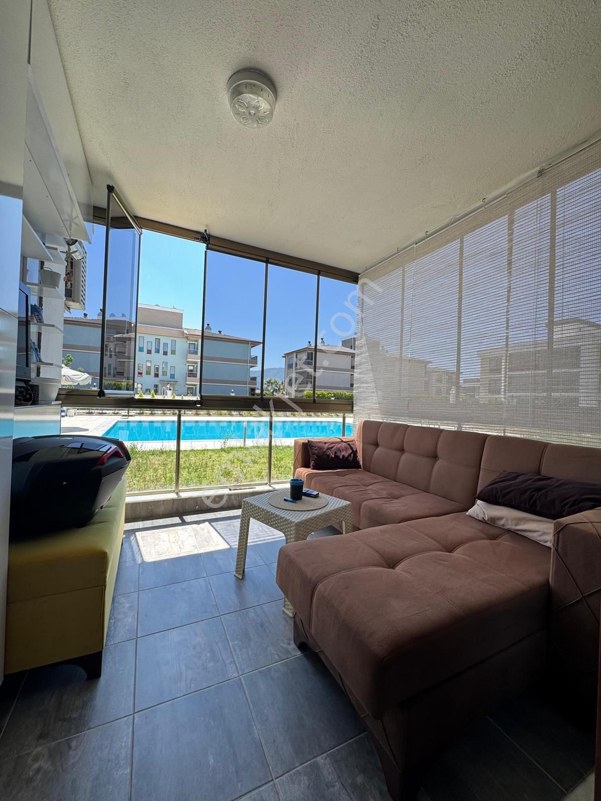 manisa-yunusemre-muradiye-mah-villalar-bolgesi-satilik-1-1-daire